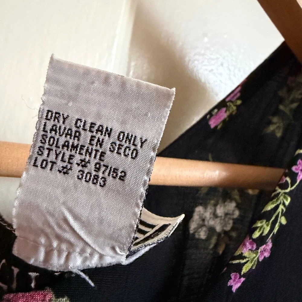 Sheri Martin dress - Picture 7 of 7